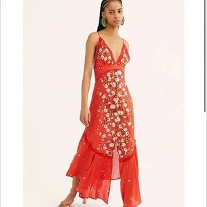 NWT Free People Paradise Floral Printed Maxi Dress in Red Size Small